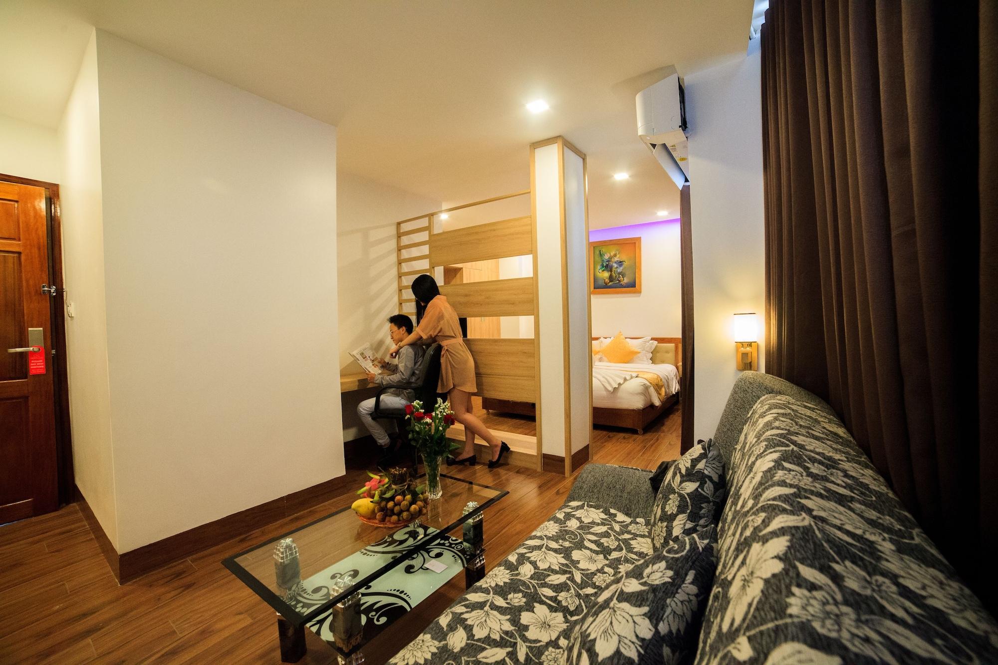 Cherry Hotel Hue Exterior photo