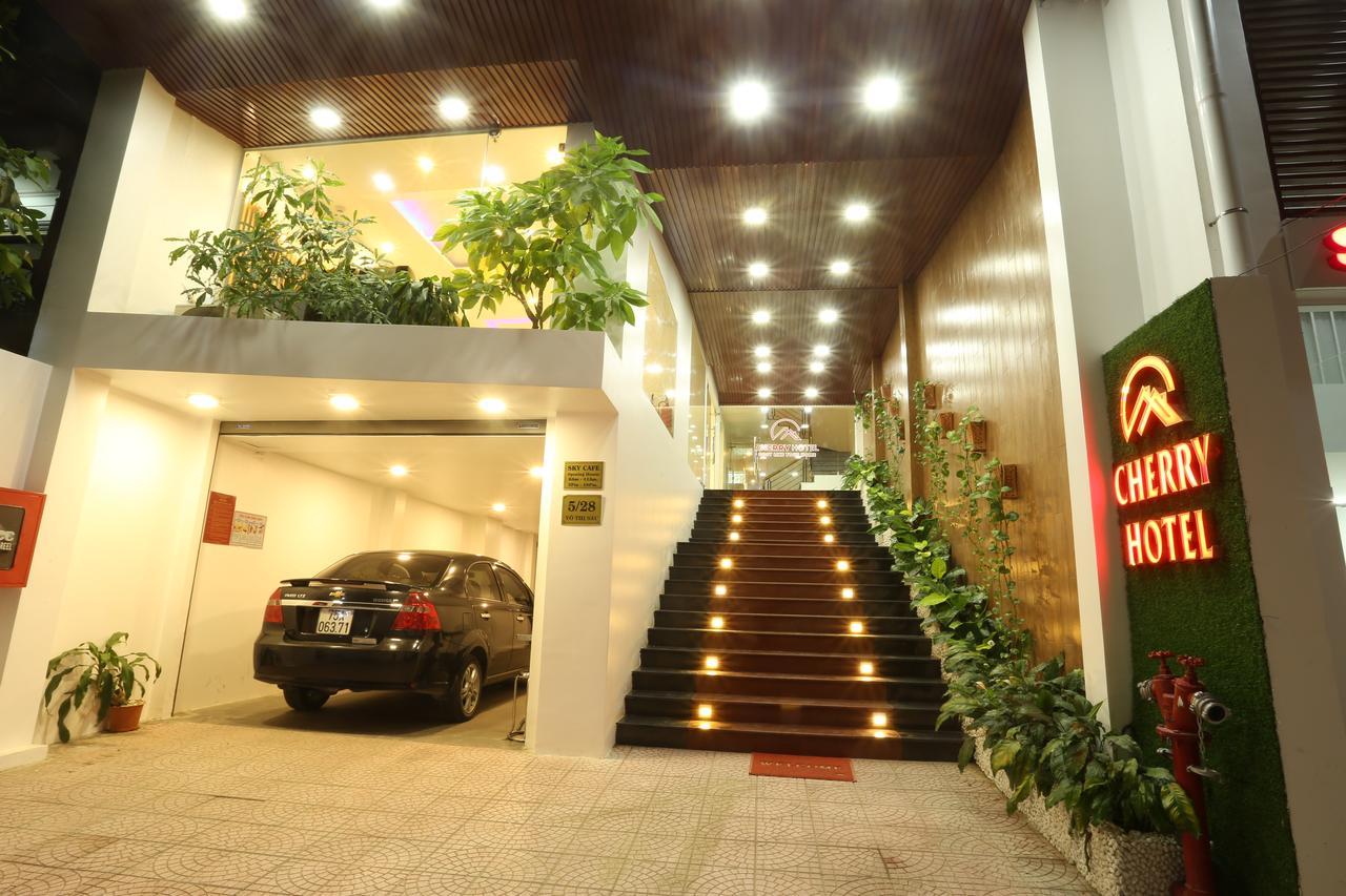 Cherry Hotel Hue Exterior photo